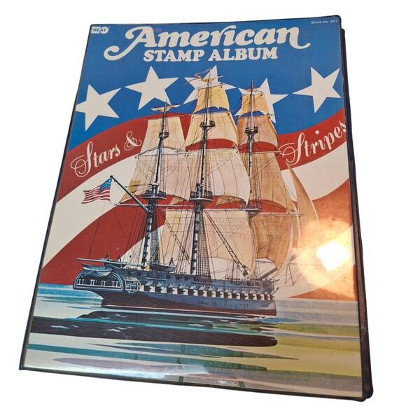 Vintage 1980 Treat Hobby Stars & Stripes American Stamp Album w 100+ Stamps - Picture 1 of 13